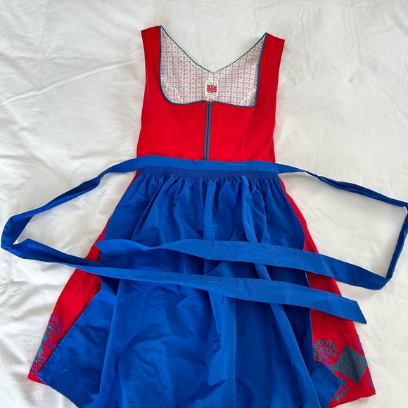 Authentic Austrian Dirndl with skirt - Picture 6 of 7